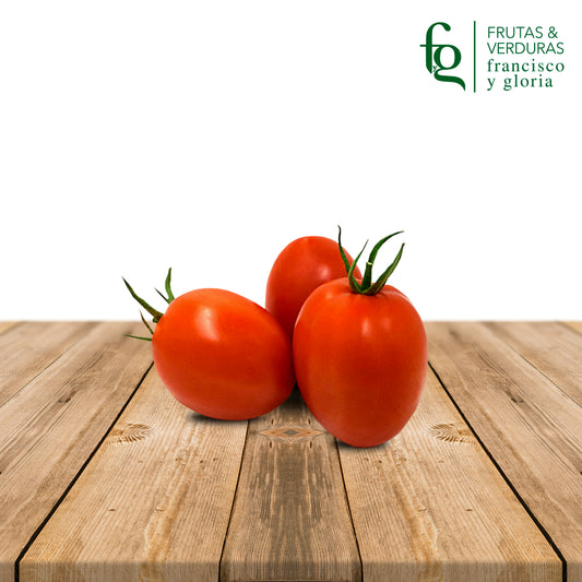 TOMATE PERA